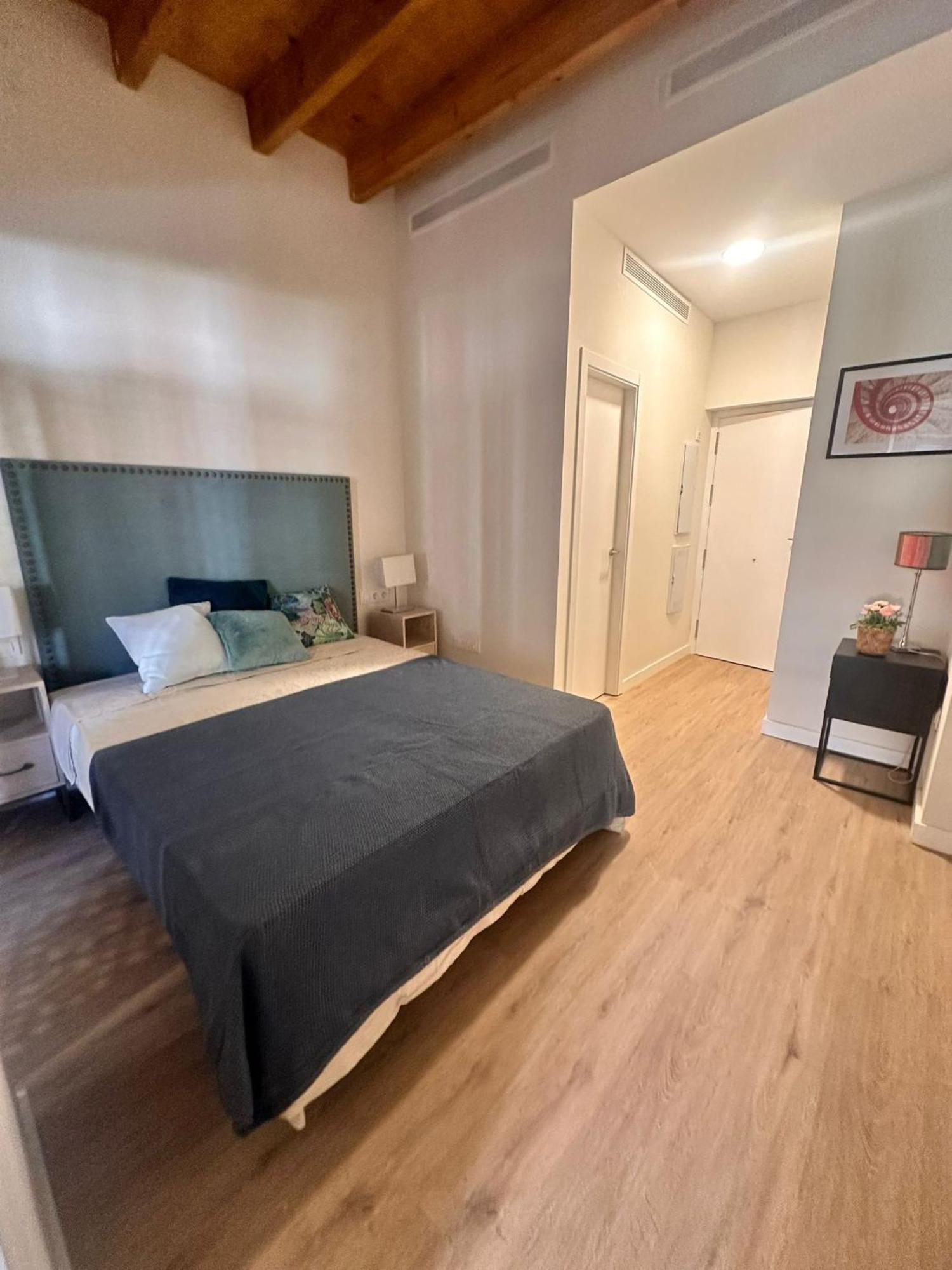 Panther Home Salvador Σεβίλλη Εξωτερικό φωτογραφία