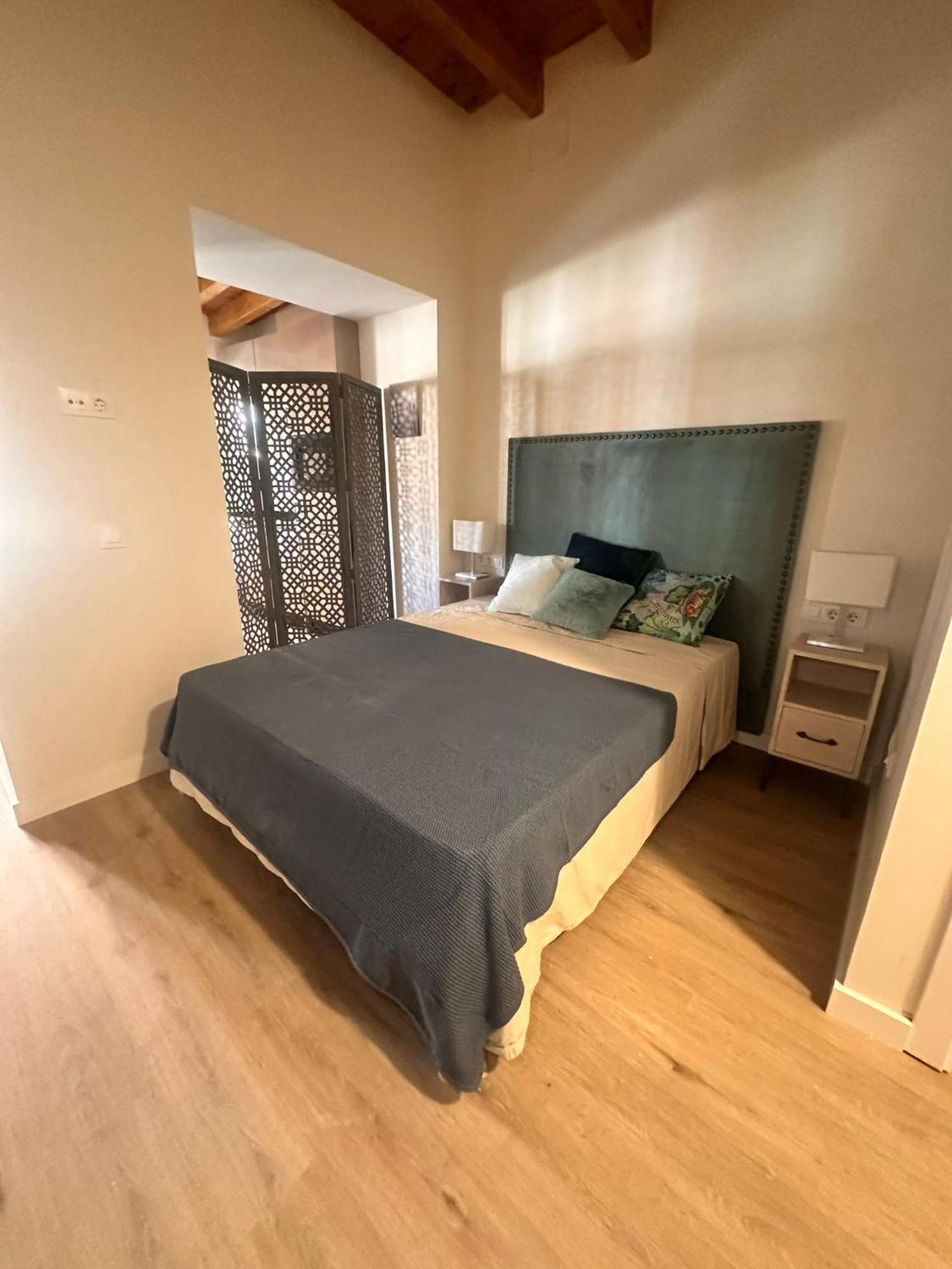 Panther Home Salvador Σεβίλλη Εξωτερικό φωτογραφία